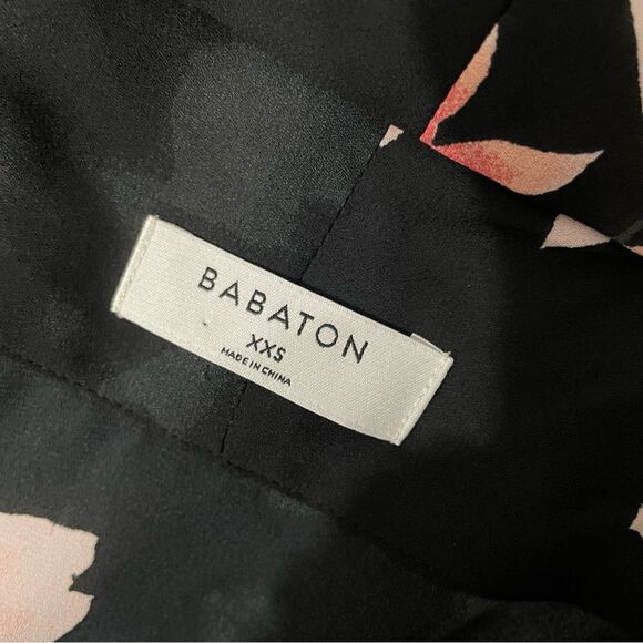 Aritzia Babaton Lian Peony Print Robe Size XXS - Picture 10 of 10